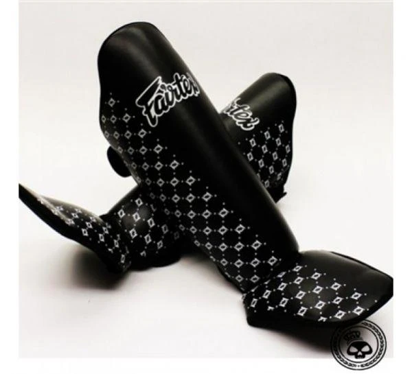 TRAINING GEAR Fairtex SP5 Shin Guards (Multiple Colors) 6 TRAINING GEAR Fairtex SP5 Shin Guards (Multiple Colors)