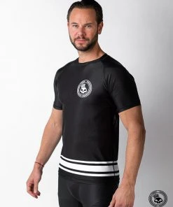 Superare Fight Goods SUPERARE ATHLETICS Superare Finisher Short Sleeve Rash Guard - Black/White