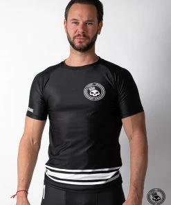 Superare Fight Goods SUPERARE ATHLETICS Superare Finisher Short Sleeve Rash Guard - Black/White
